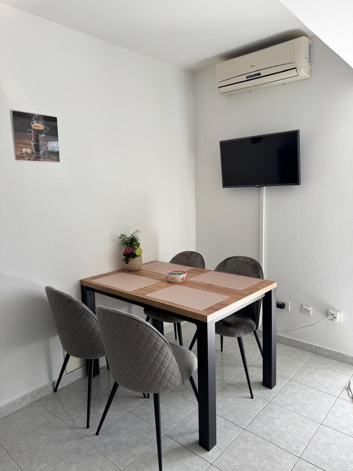 Birimac Apartment
